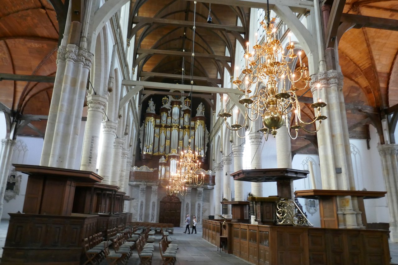 Nhà thờ cũ Oude Kerk thủ đô Hà Lan