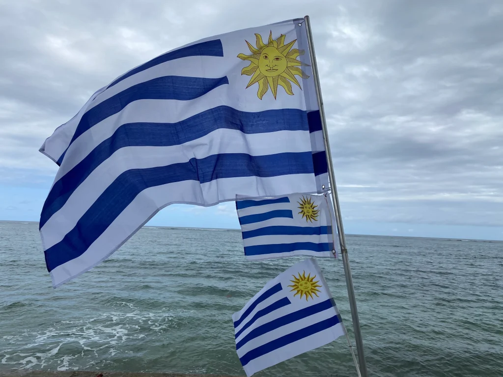 Hợp pháp hóa lãnh sự Uruguay tại Việt Nam