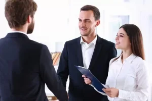 Những trường hợp cần sử dụng phiên dịch viên tại đại sứ quán